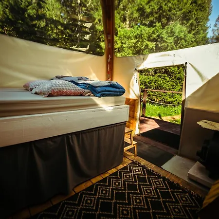 Eco Bivouac Village Igloos - Le Semnoz - A 20 Minutes D'annecy Luxury tent